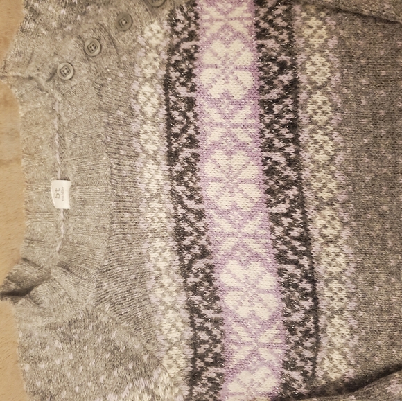 5t Carter's sweaters - Picture 3 of 3